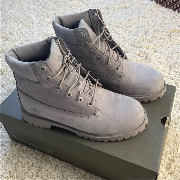 ❗️SOLD❗️Women’s Timberland Boot - Picture 3 of 7